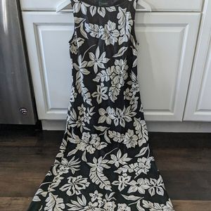 Beautiful linen midi dress Ralph Lauren size 4